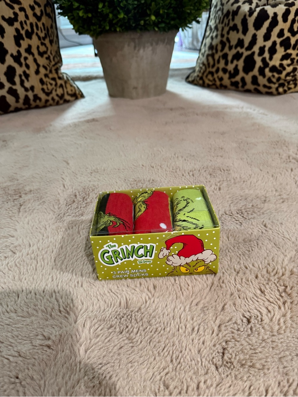 Men’s 10-13 Bioworld The Grinch 3-Pack Crew Socks - Red & Green